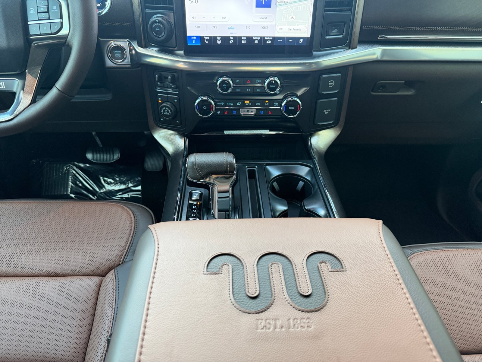 New 2026 Star White Metallic Tri-Coat Ford King Ranch image 12