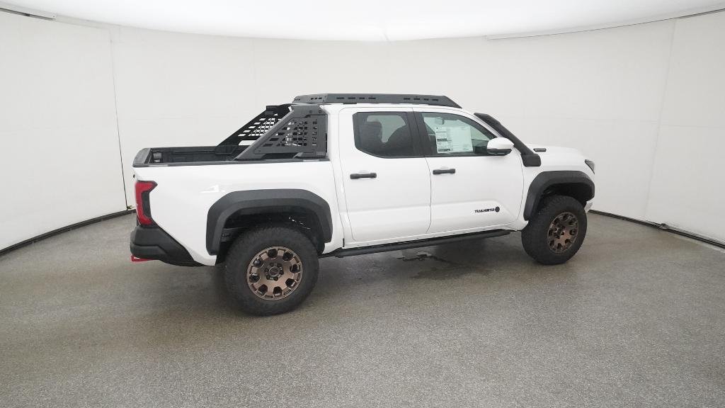 2025 Toyota Tacoma Trailhunter - Photo 16