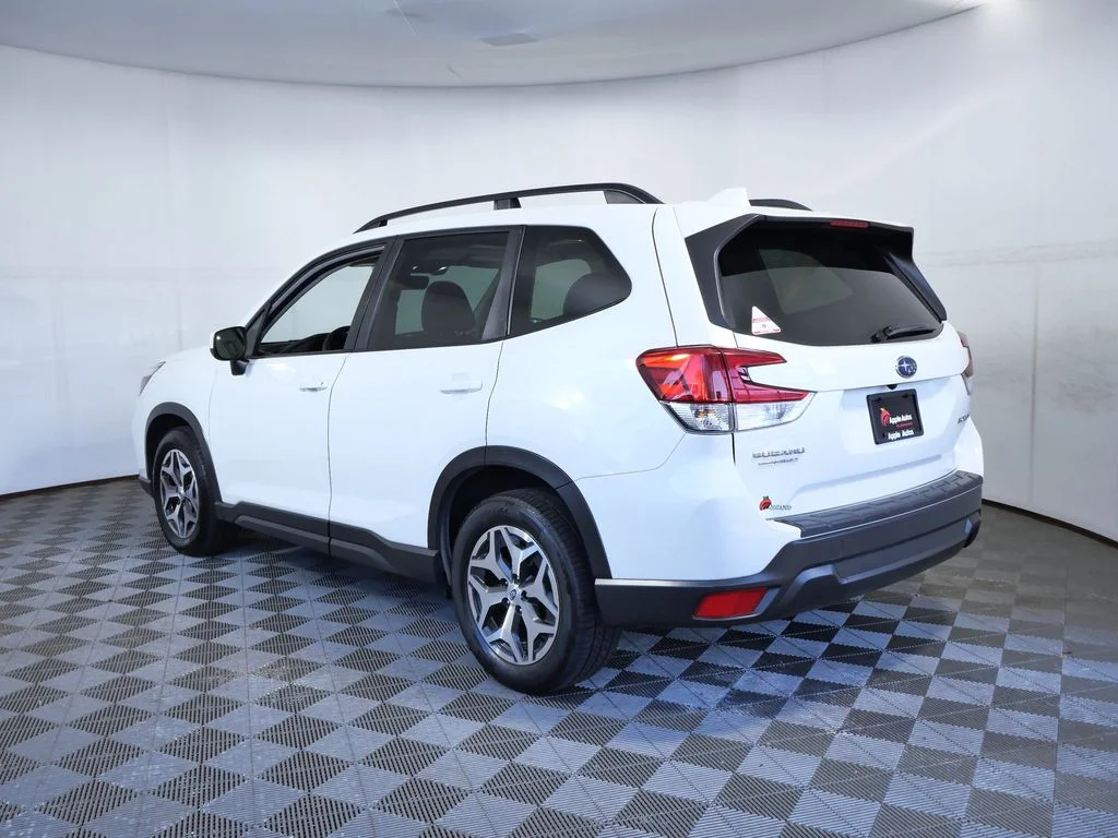 Used 2020 White Subaru Premium image 4