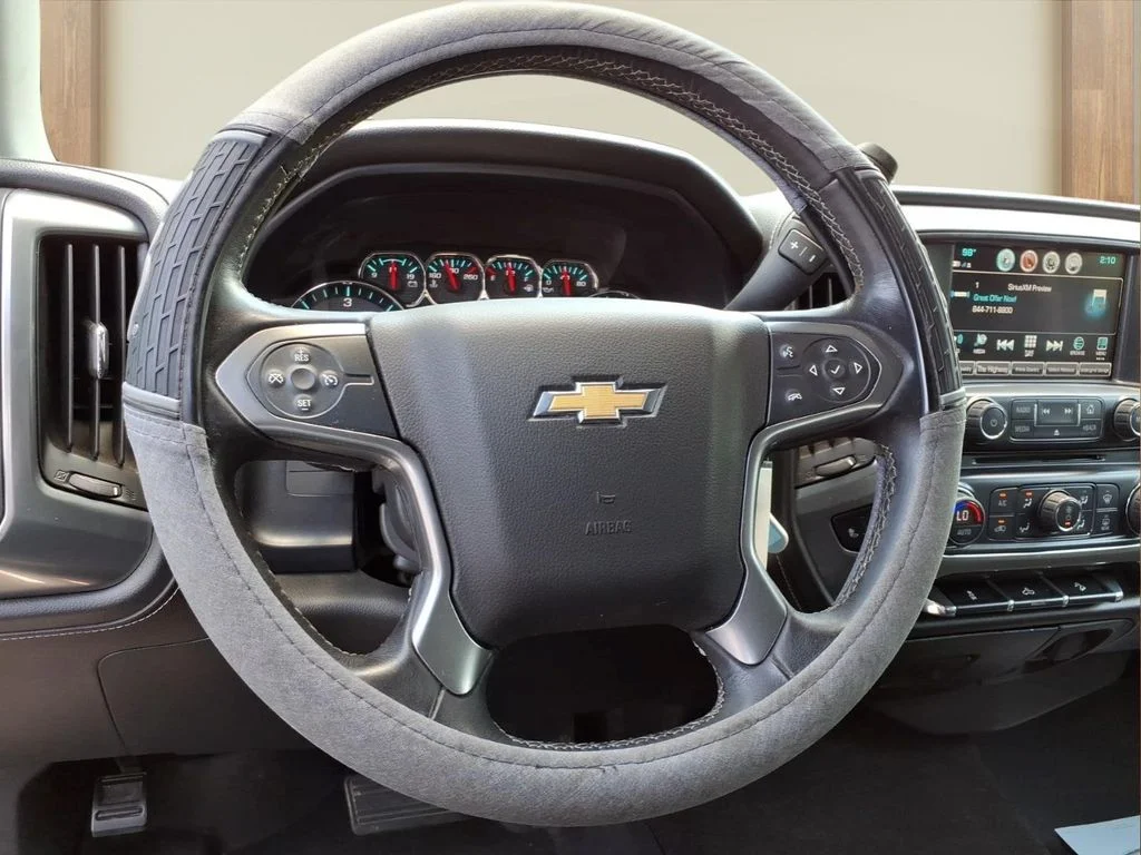 Used 2017 Gray Chevrolet LTZ image 3