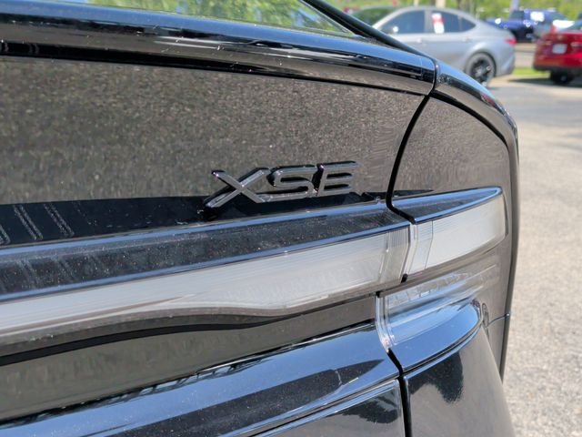 2026 Toyota Prius Plug-in Hybrid XSE - Photo 34