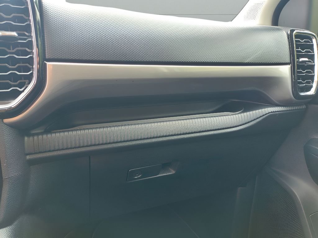 Used 2024 Carbonized Gray Metallic Ford XLT image 27