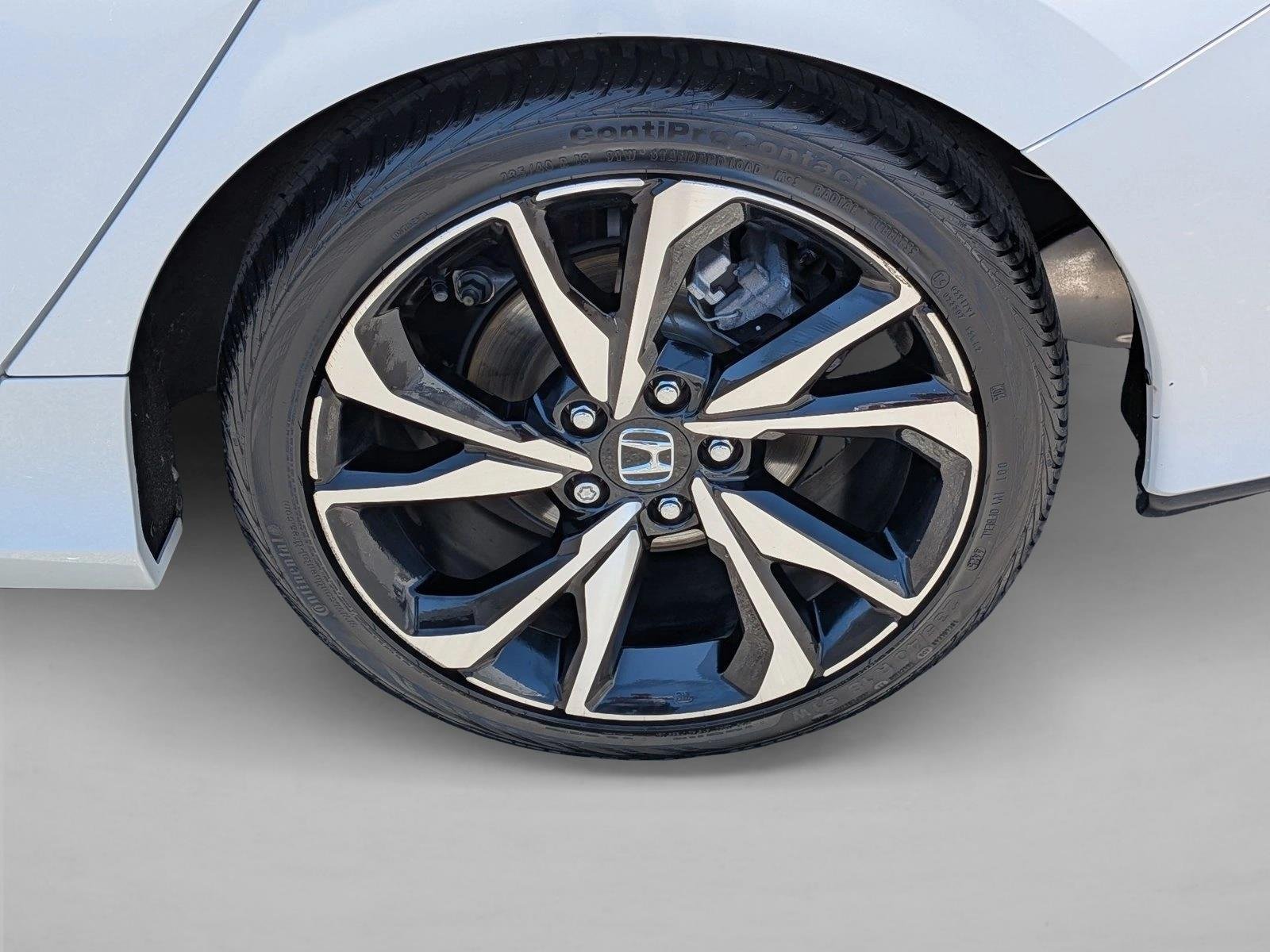 Used 2019 Platinum White Pearl Honda  image 22