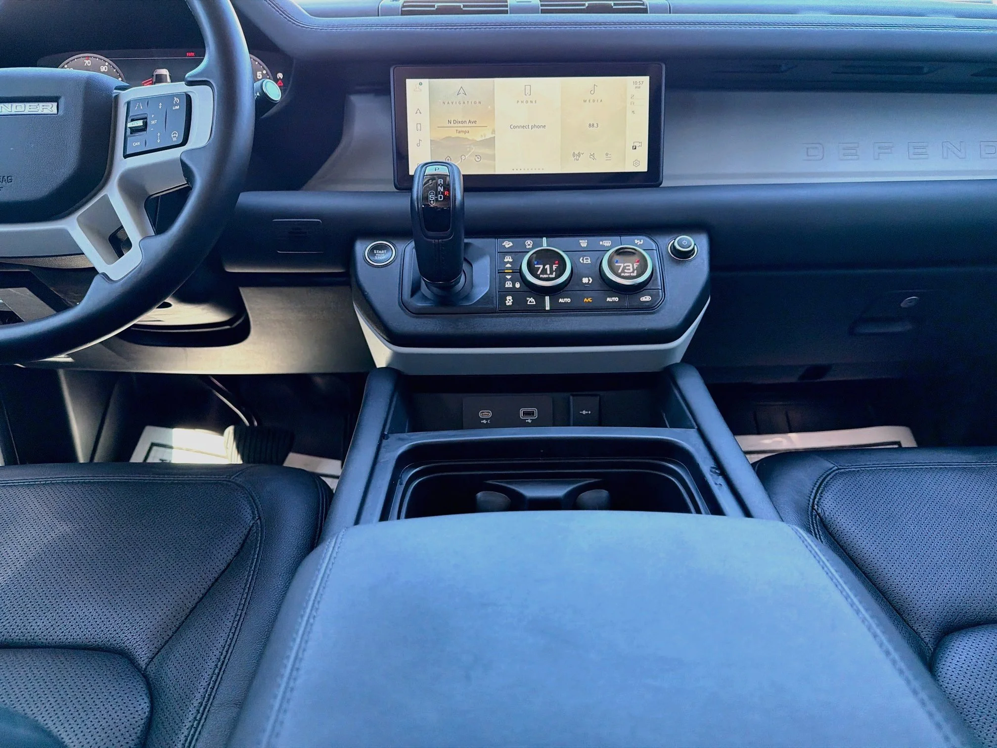 Certified Used 2024 Fuji White Land Rover S image 17