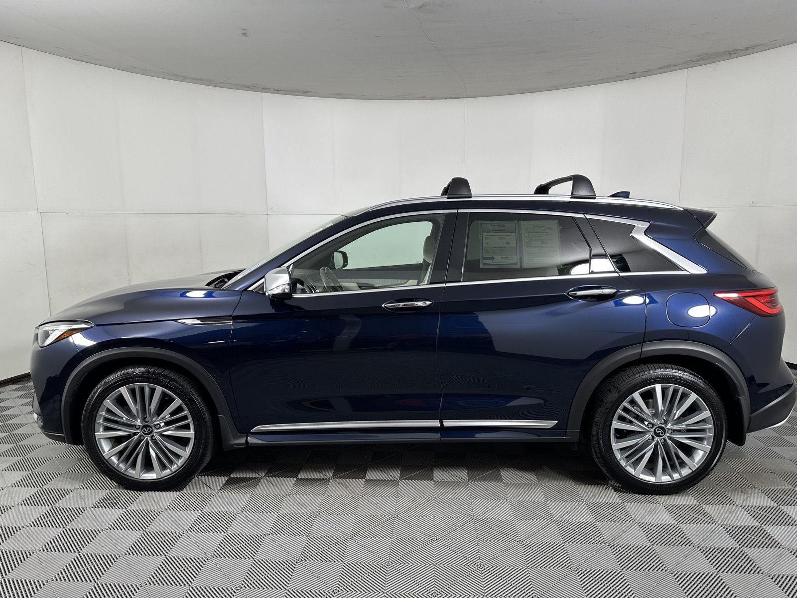 Used 2023 Hermosa Blue INFINITI AUTOGRAPH image 12