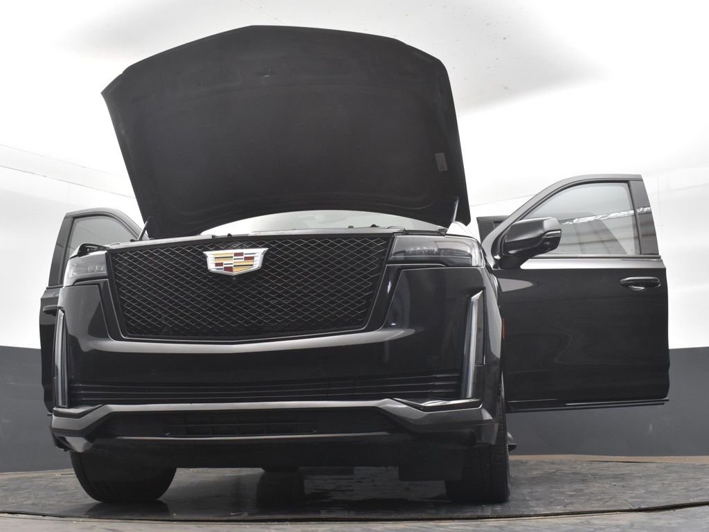 Used 2023 Black Cadillac Sport Platinum image 34
