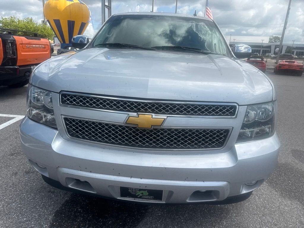 Used 2014 Silver Chevrolet LTZ image 2