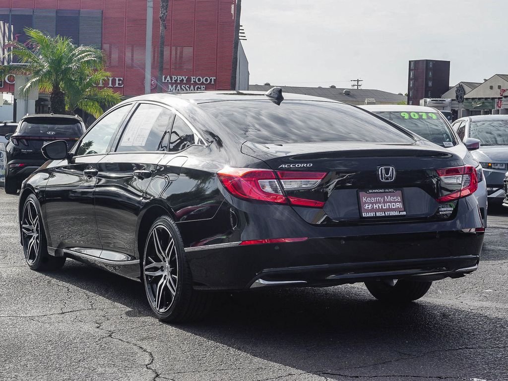 Used 2022  Honda Touring image 4
