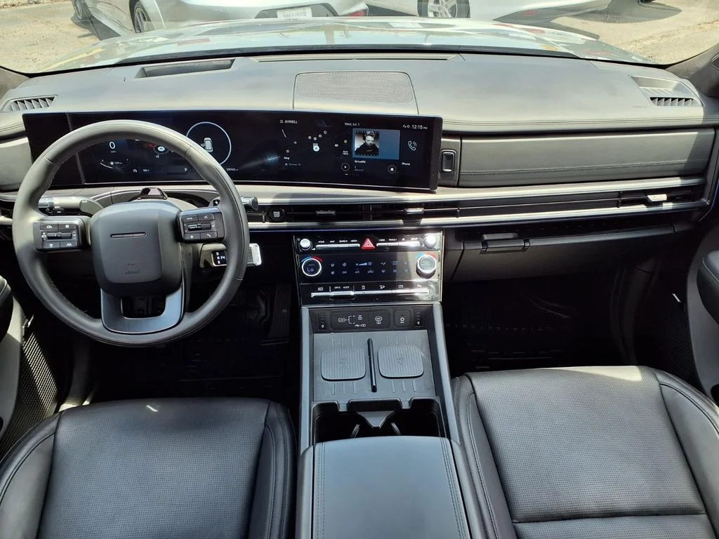 Used 2024 Gray Hyundai Calligraphy image 3