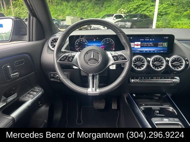Certified Used 2025 Black Mercedes-Benz GLA 250 image 17