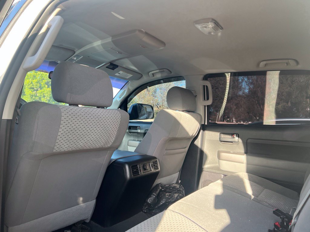 Used 2013 Super White Toyota Grade image 8