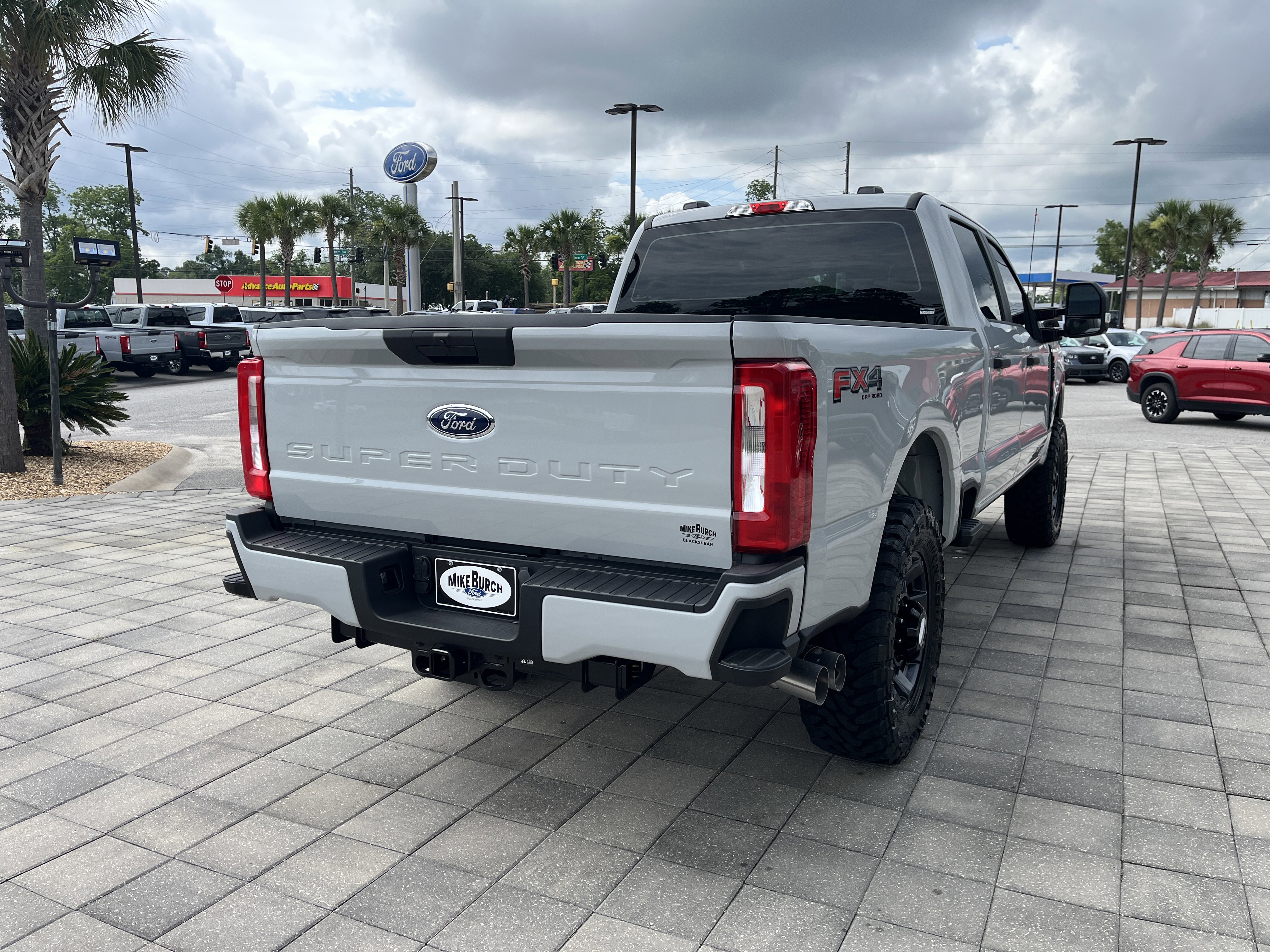 New 2026 Avalanche Ford XL image 6