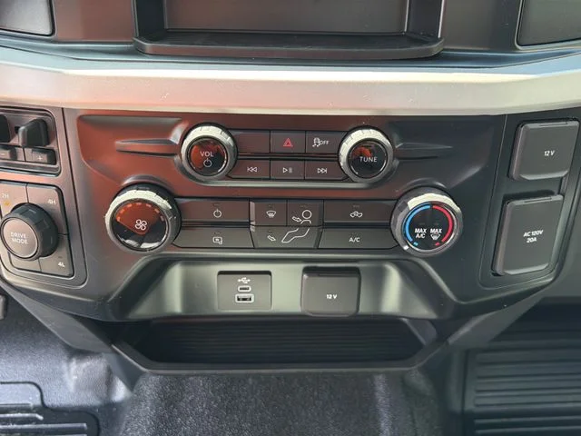 New 2026 Agate Black Metallic Ford F-550® XL image 19
