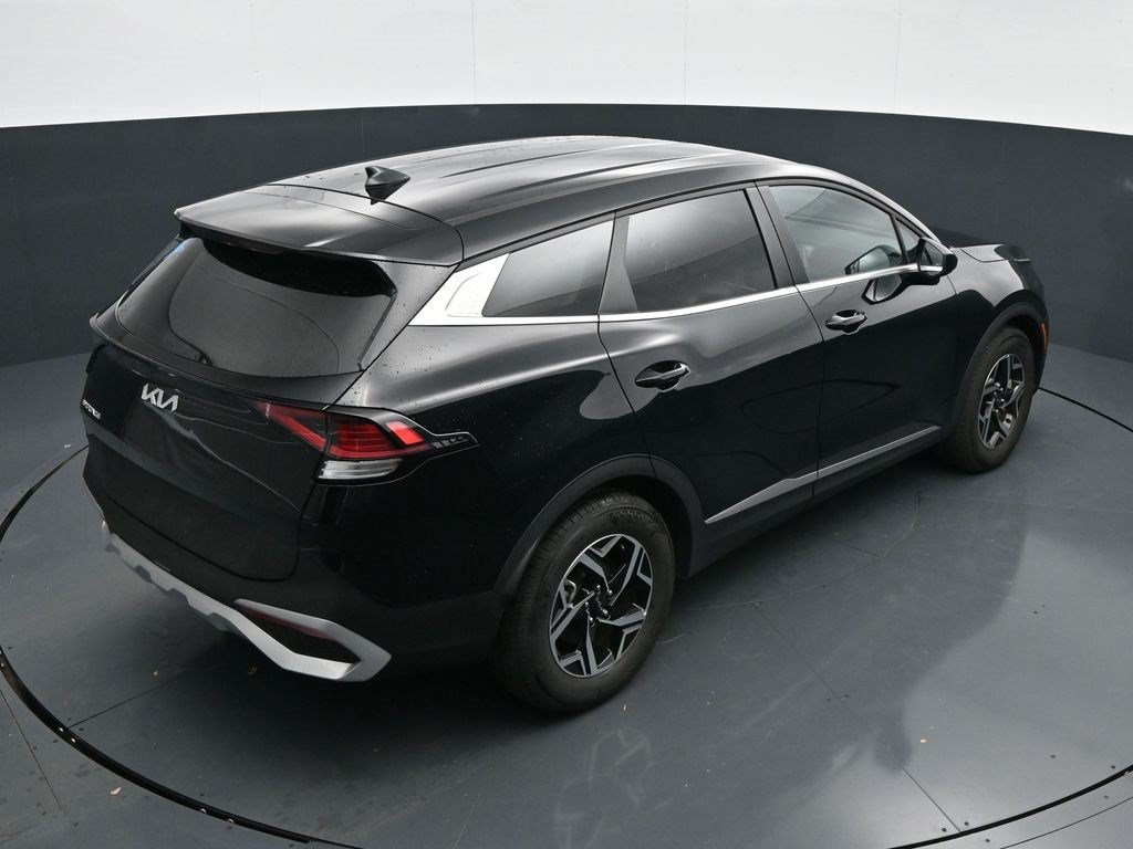 Used 2025 Ebony Black Kia LX image 17