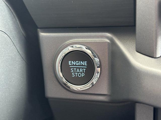 New 2026 Avalanche Ford XLT image 48