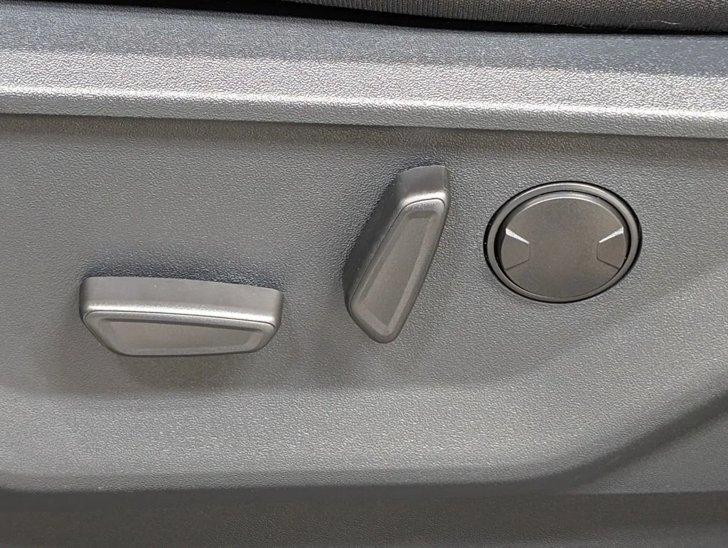 New 2026 White Ford XLT image 16