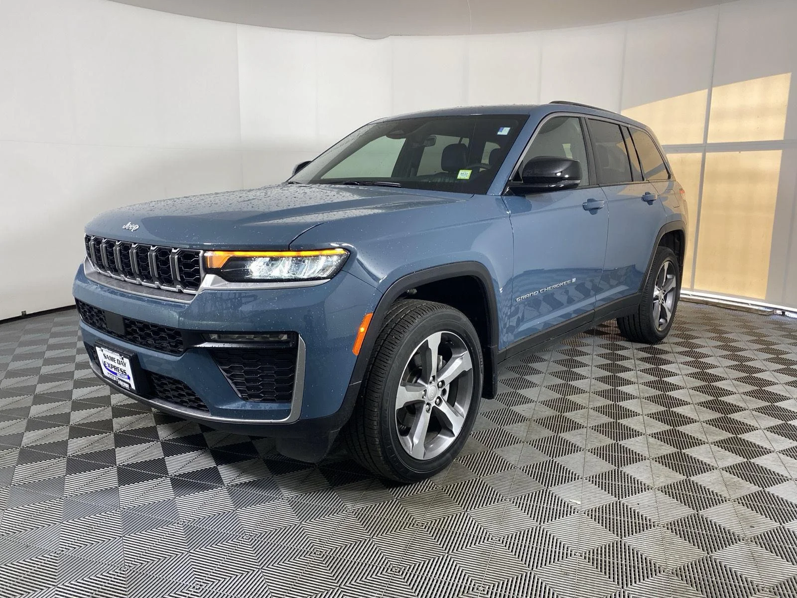 Used 2026 Steel Blue Jeep Limited image 15