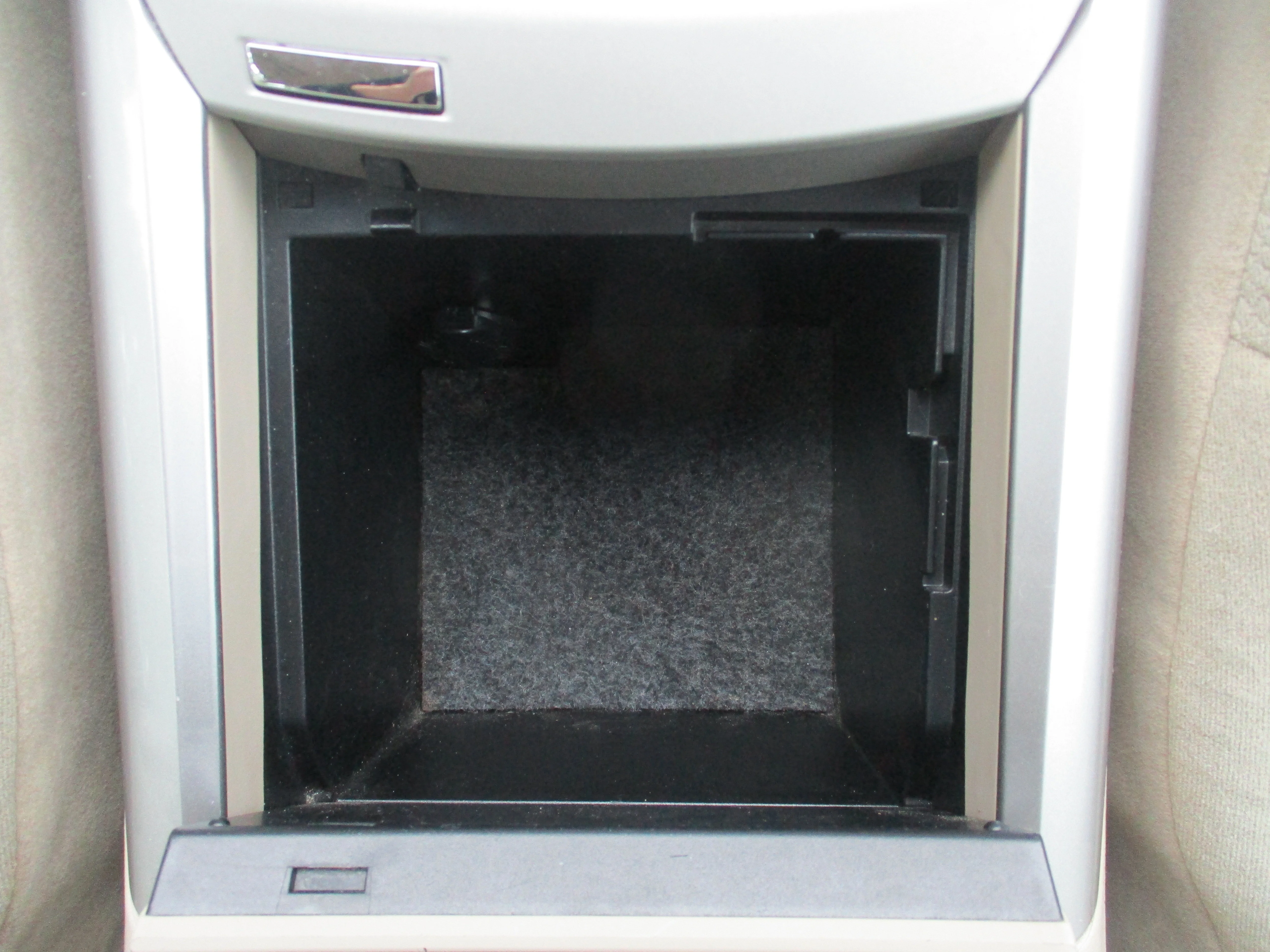 Used 2007 Beige Toyota  image 20
