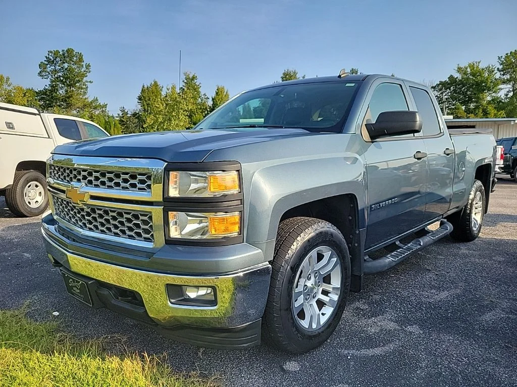 Used 2014 Blue Chevrolet LT image 1