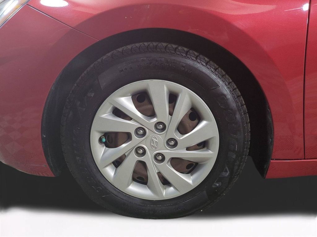2019 Hyundai Elantra SE - Photo 11