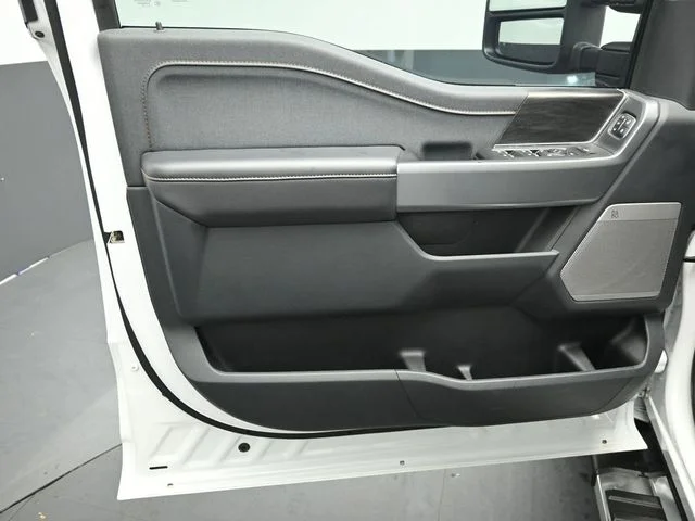 Certified Used 2025 White Ford Lariat image 21