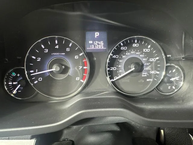 Used 2011 White Subaru 2.5i Premium image 17
