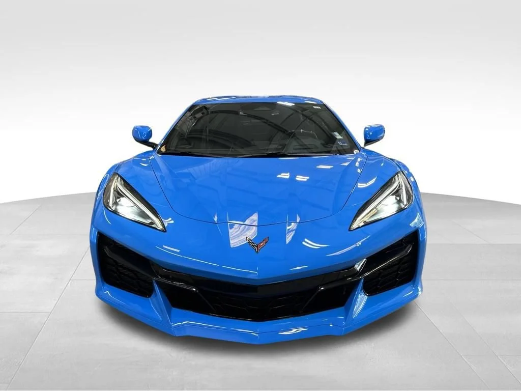 Used 2024 Rapid Blue Chevrolet 3LZ image 9