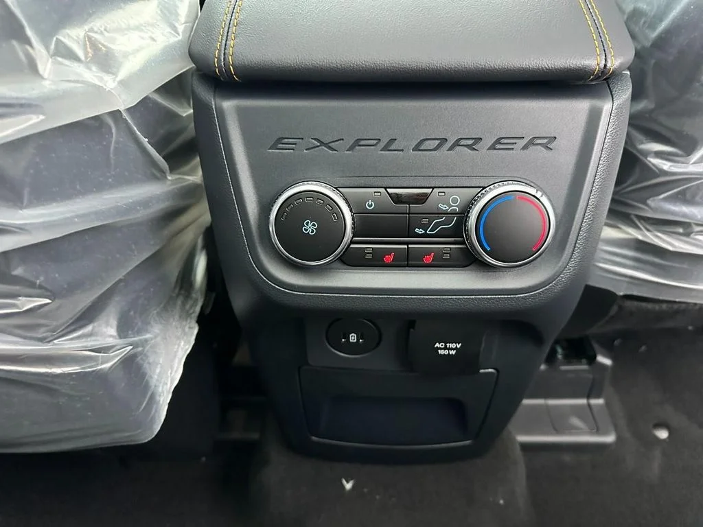 New 2026 Star White Metallic Tri-Coat Ford Tremor® image 5