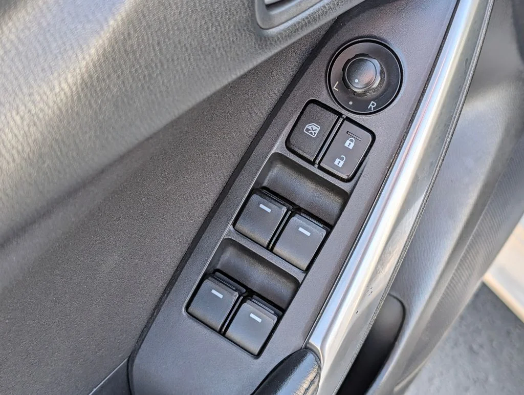 2015 Mazda MAZDA6 i Sport - Photo 16