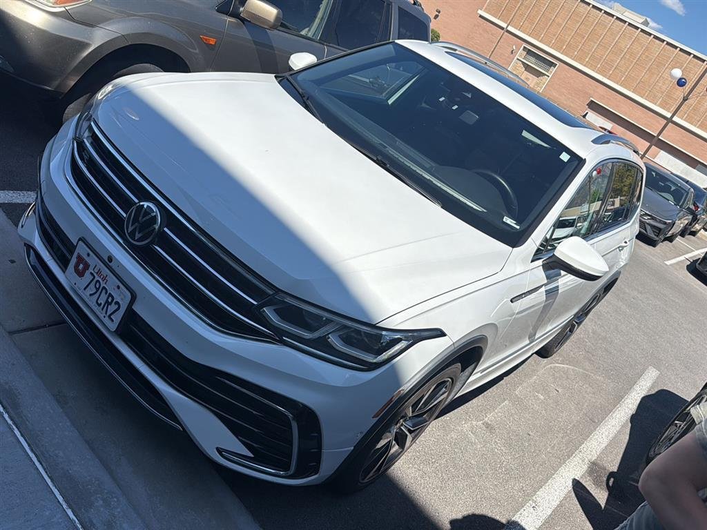 2022 Volkswagen Tiguan 2.0T SEL R-Line 4Motion's photo