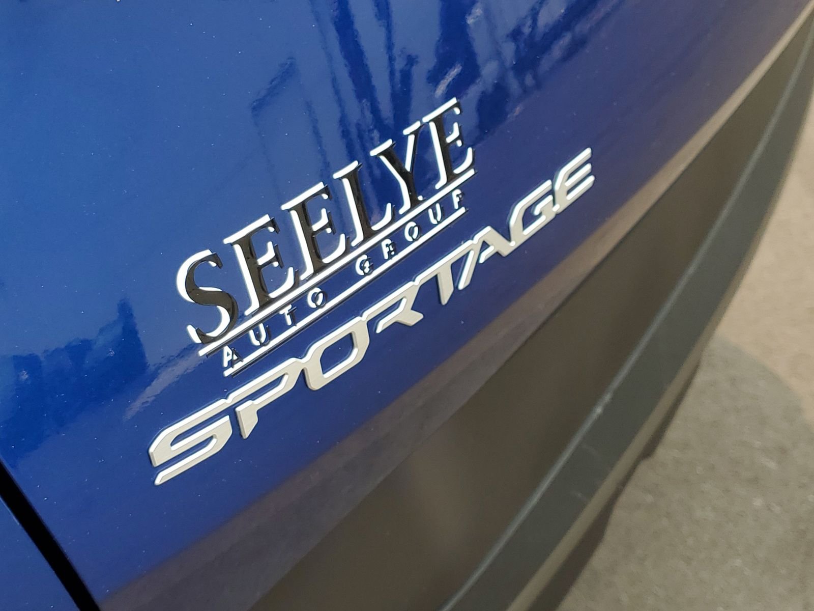 Used 2024 Blue Kia X-Line image 34