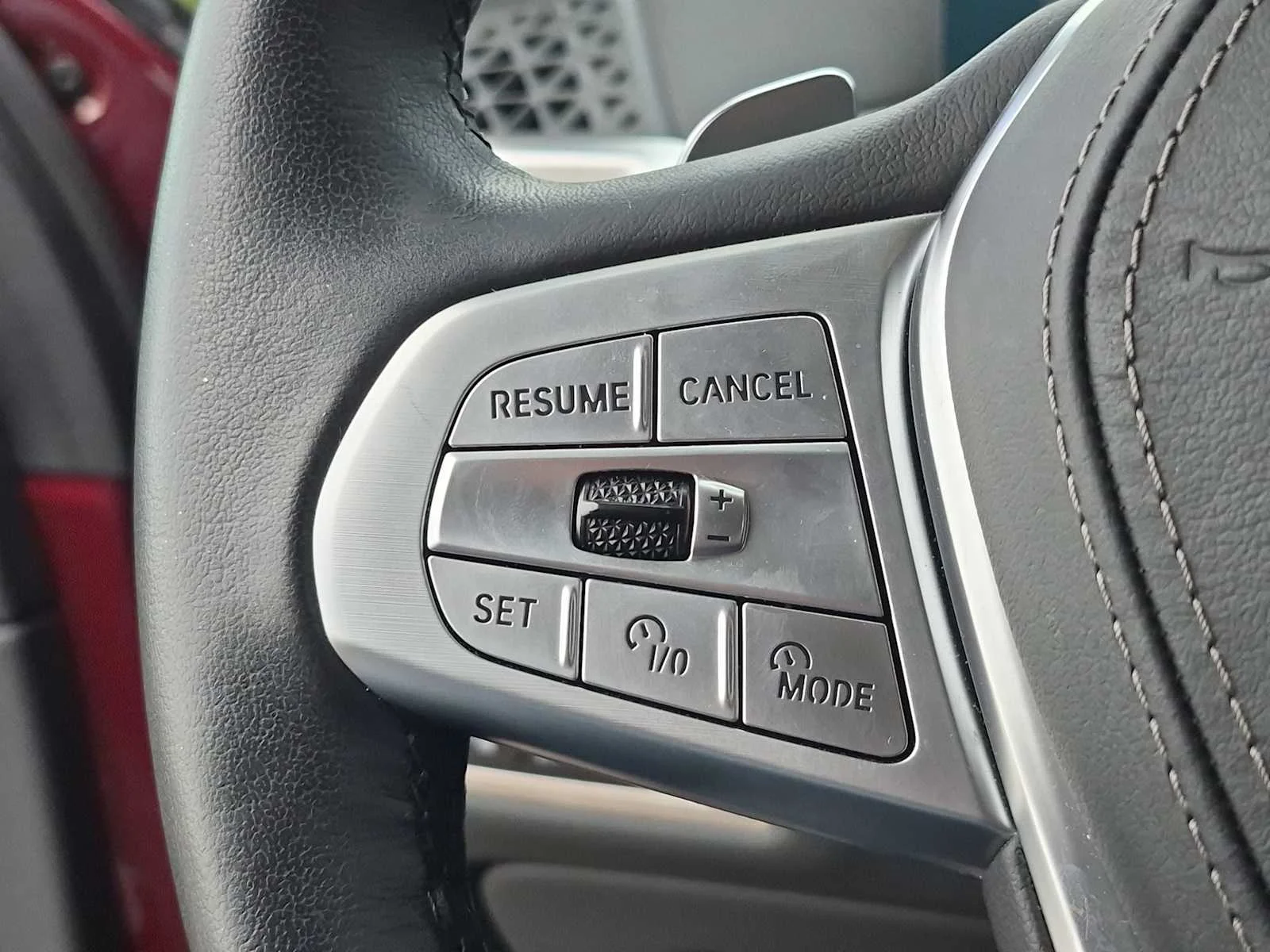 Used 2026 Red BMW xDrive40i image 24