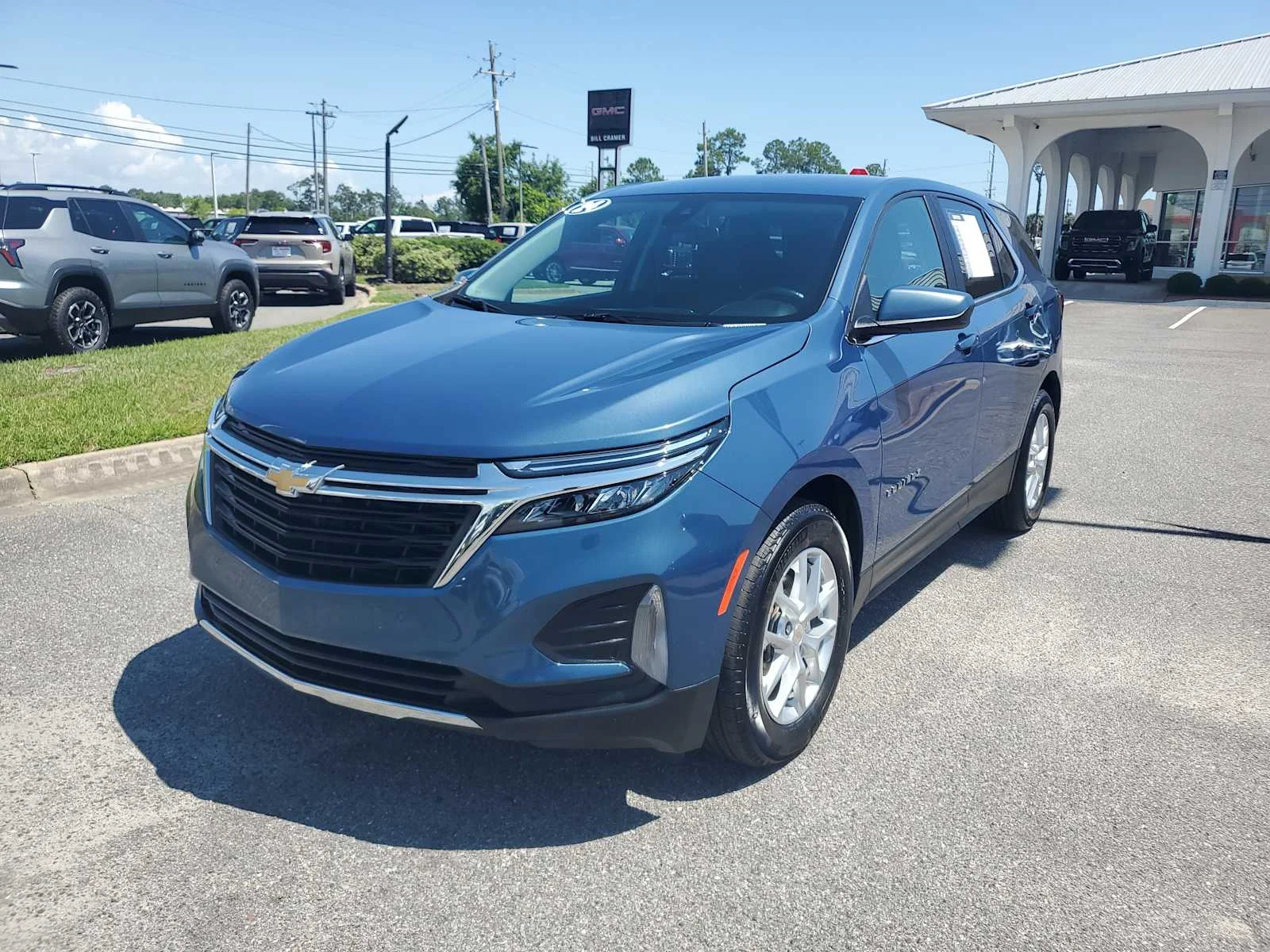 Used 2024 Lakeshore Blue Metallic Chevrolet LT image 1