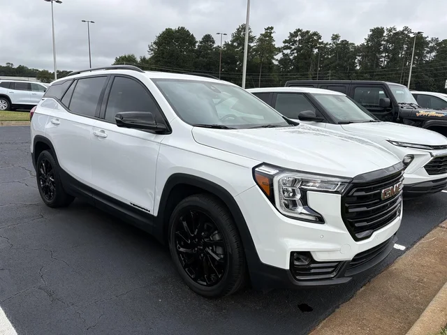2023 GMC Terrain SLT