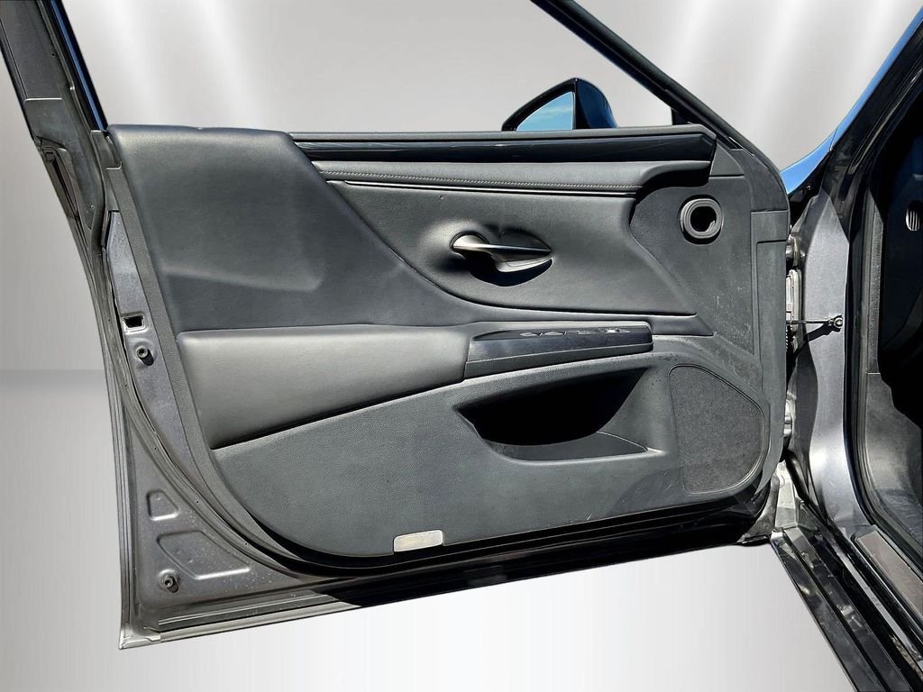 Used 2021 Gray Pearl Lexus 350 image 21