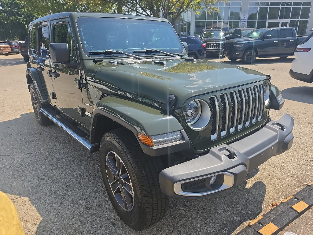 Certified Used 2023 Sarge Green Clearcoat Jeep Sahara image 6