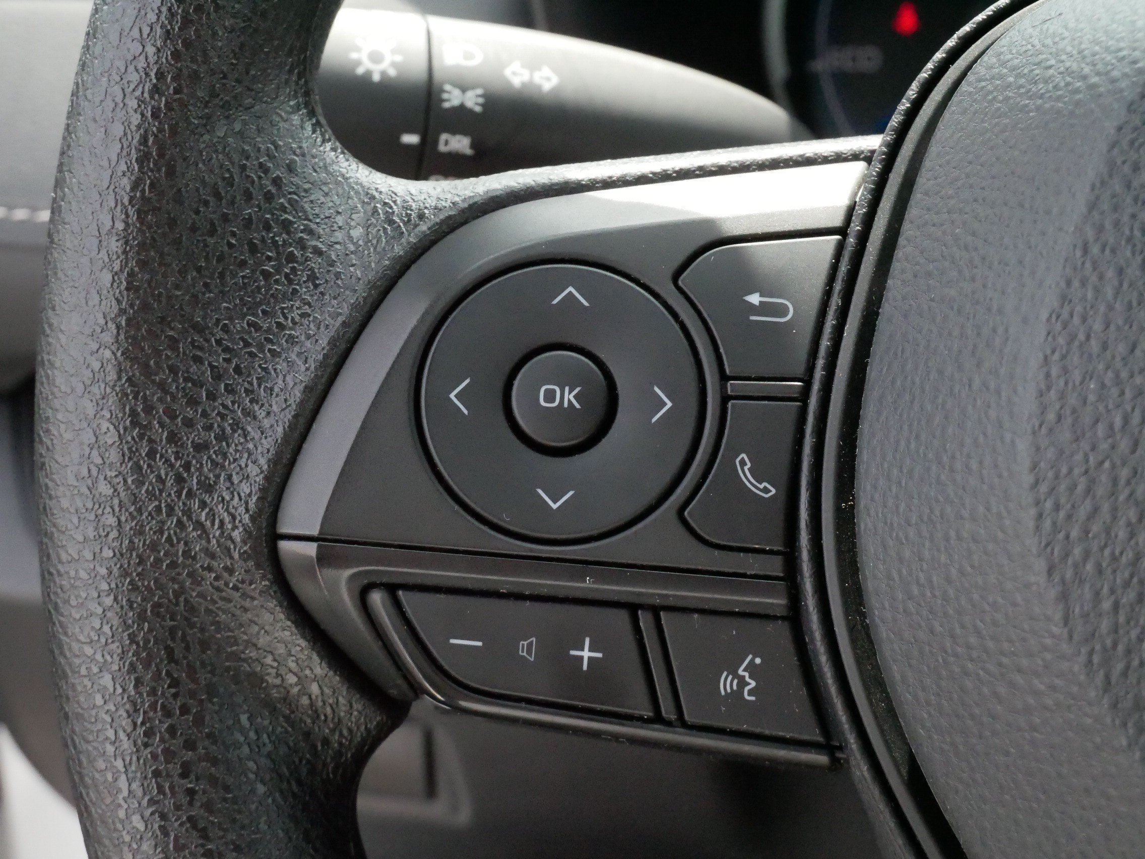 Certified Used 2025 ICE CAP Toyota Hybrid LE image 26