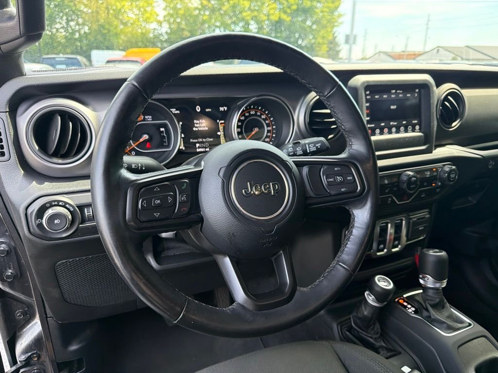 Used 2021 Crystal Metallic Jeep Willys image 12