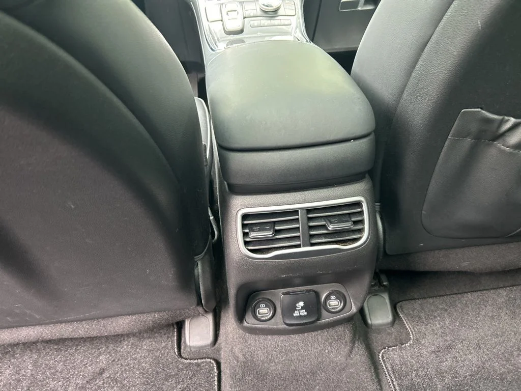 Used 2023 Red Hyundai Limited image 30