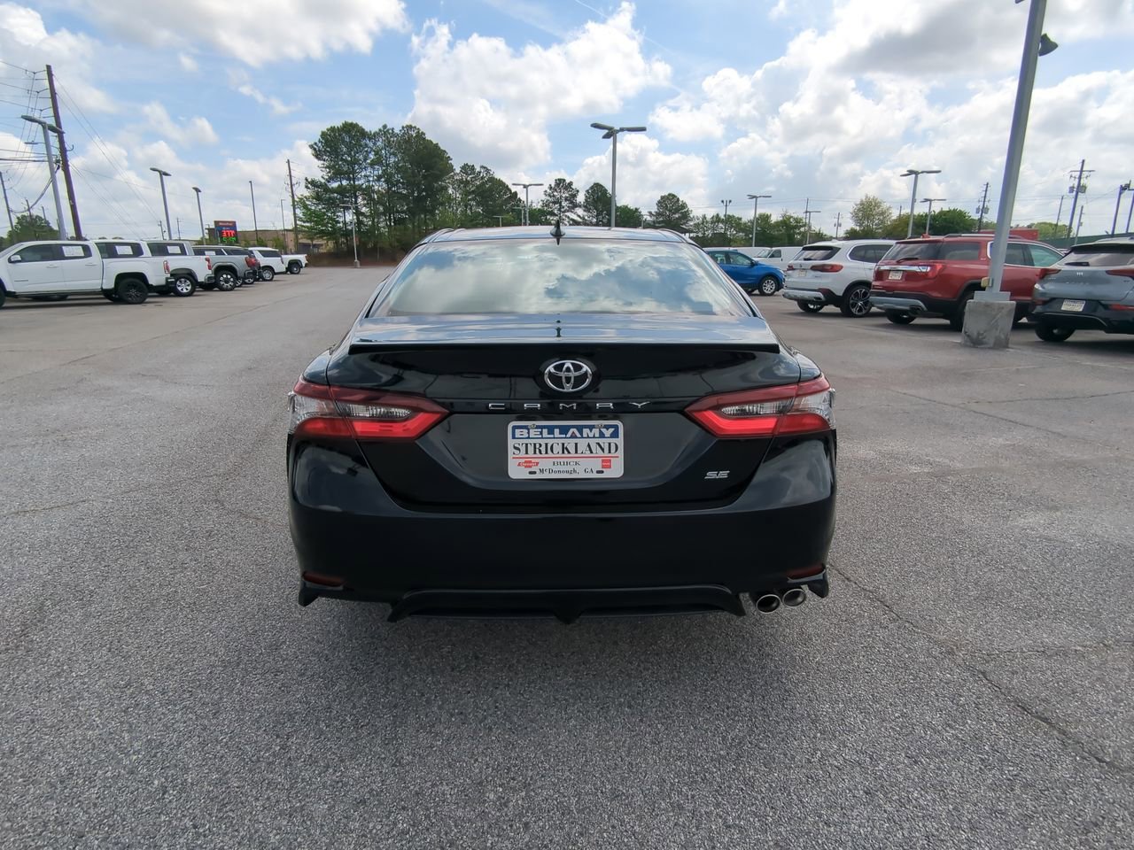 Used 2022 Black Toyota SE image 5