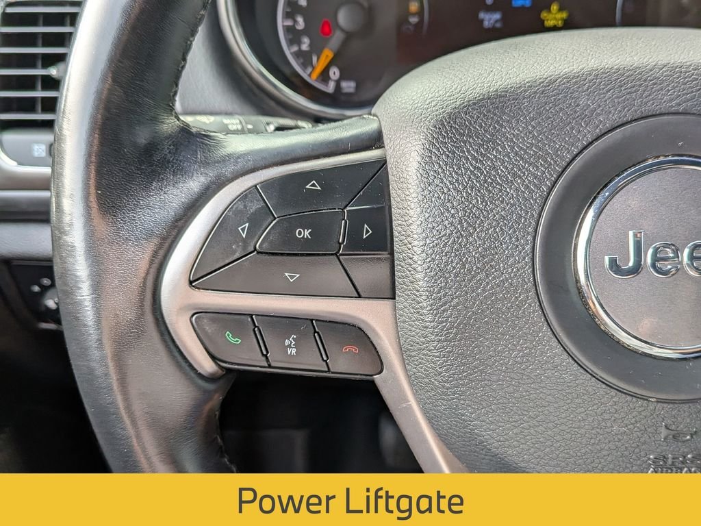 Used 2021 White Jeep Laredo X image 20