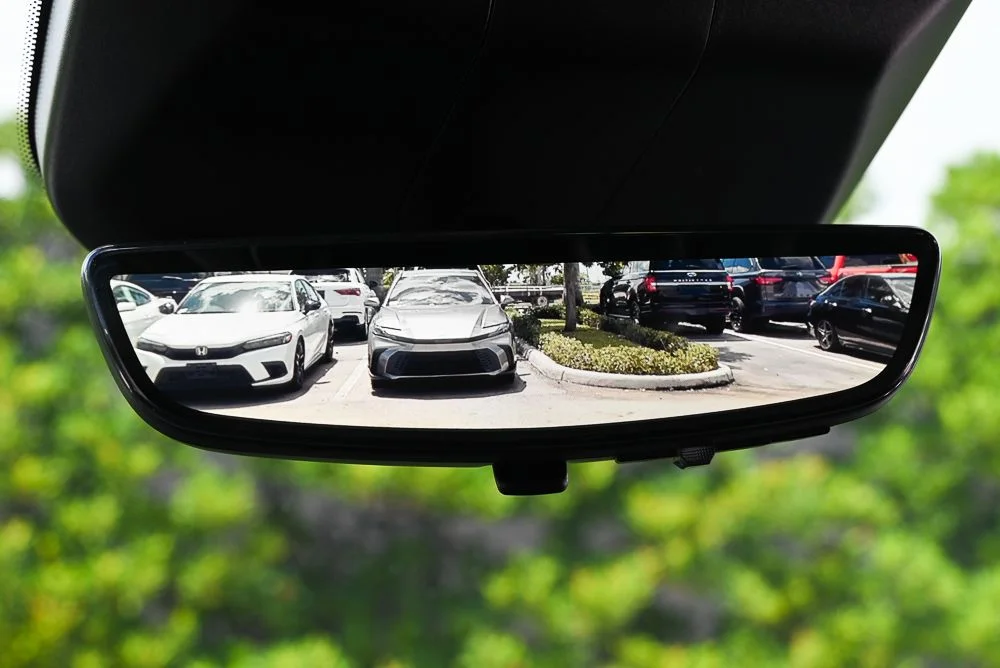 Used 2023 Black Cadillac Sport image 21