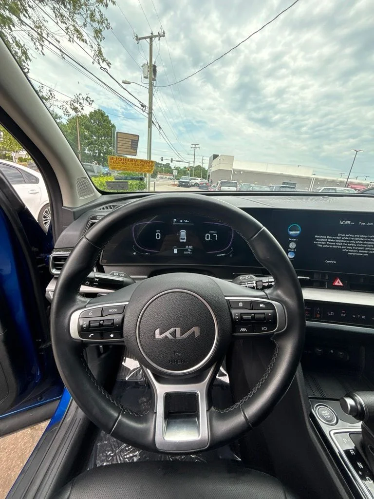 Used 2023 Blue Kia EX image 14