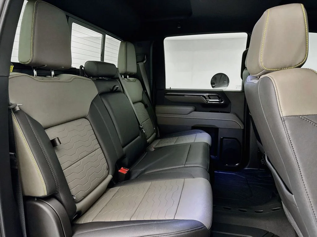 Used 2026 Gray Chevrolet ZR2 image 27