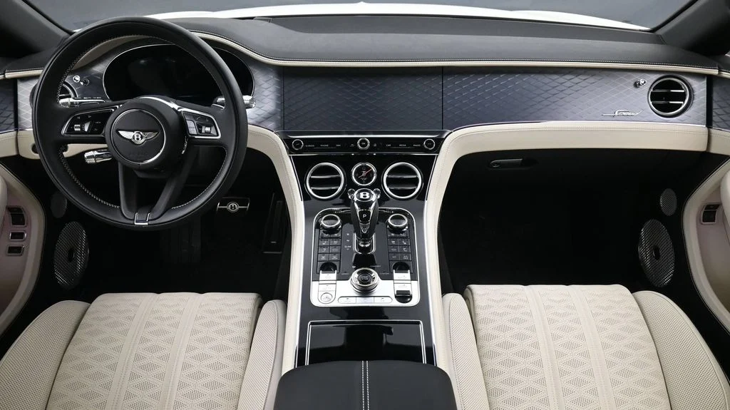 Used 2025 White Bentley Speed image 4