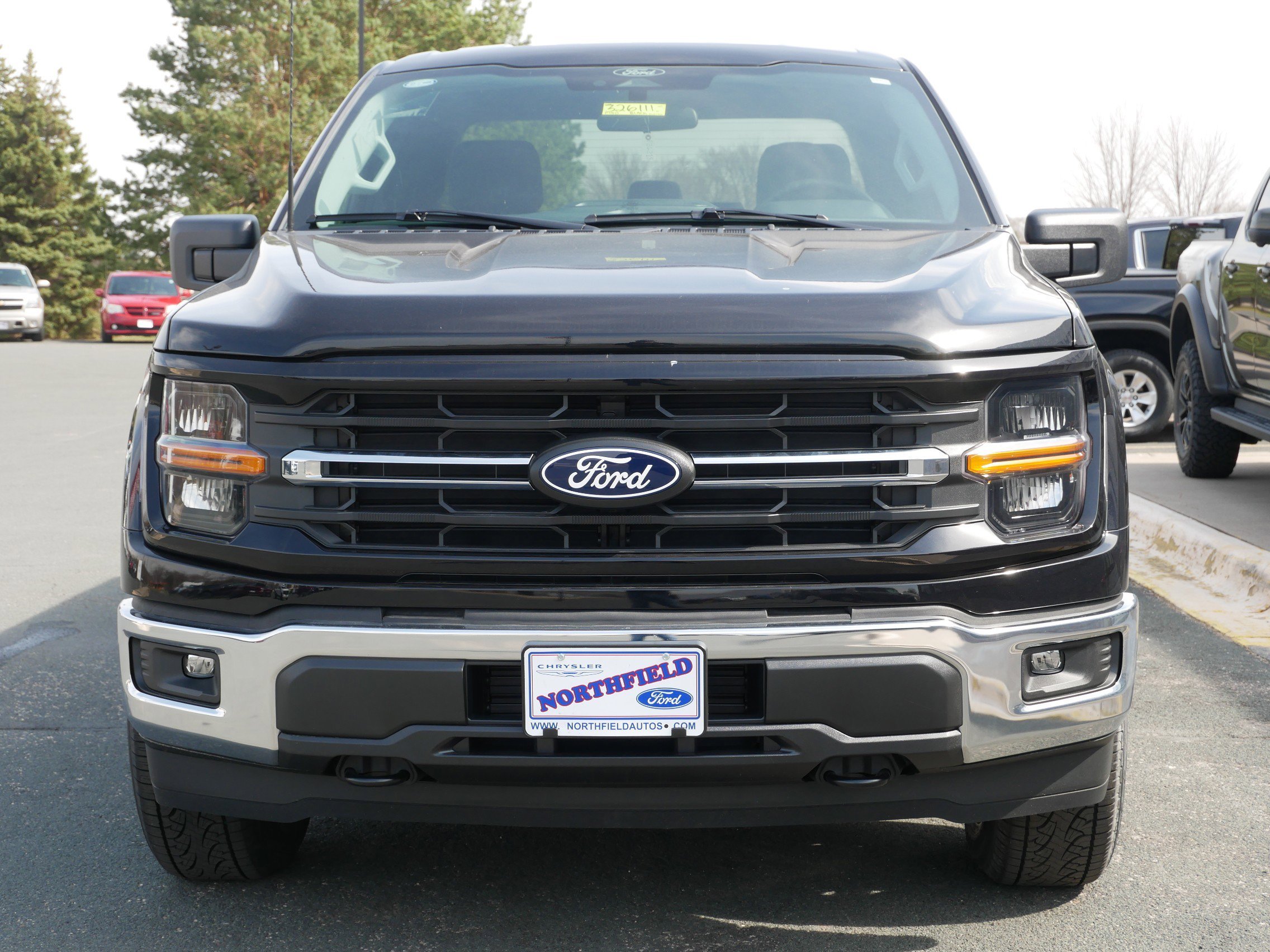View vehicle photo 3