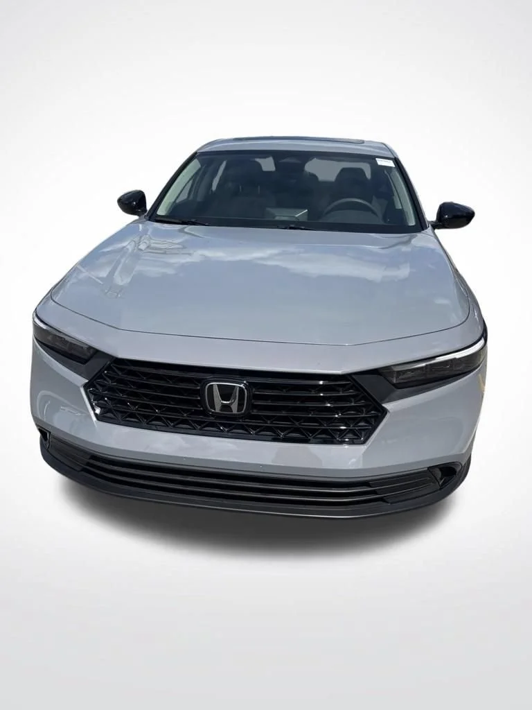 Certified Used 2025 Urban Gray Pearl Honda 1.5T SE image 34