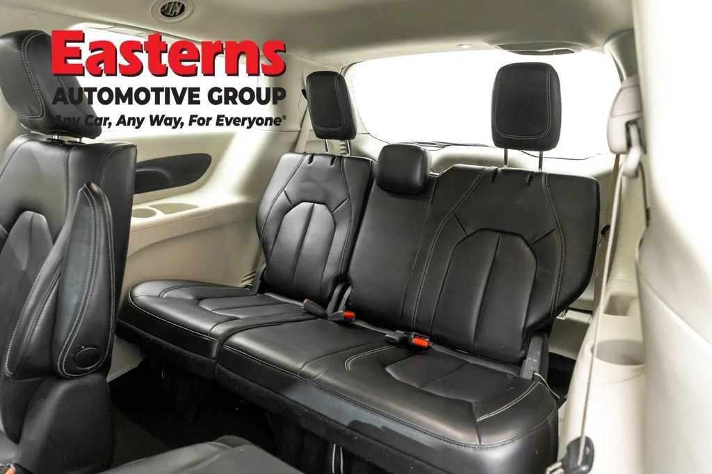 Used 2023 White Chrysler Touring L image 26