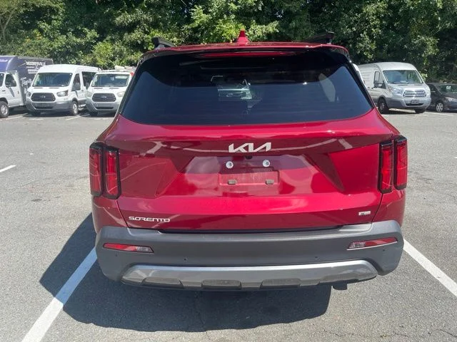 Used 2023 Red Kia X-Line SX Prestige image 4
