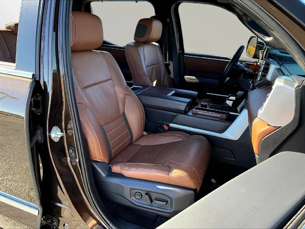 Used 2025 Brown Toyota 1794 image 33